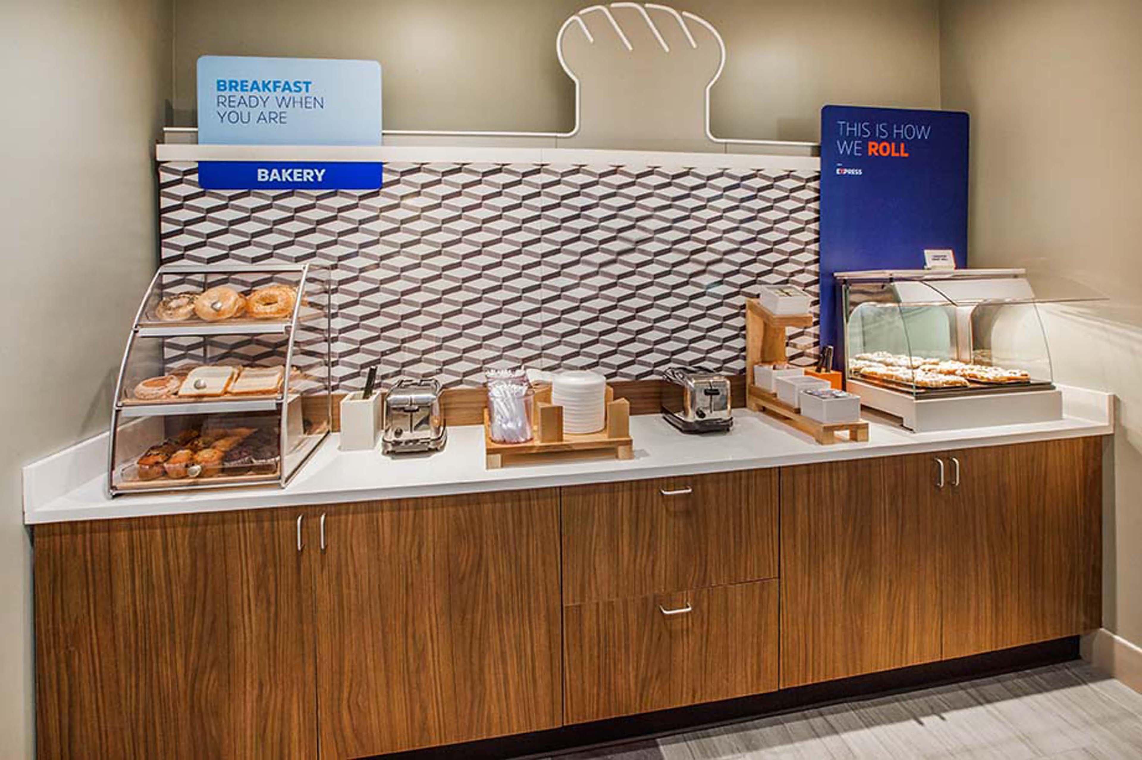 Holiday Inn Express Hotel & Suites Dallas Lewisville By Ihg Ngoại thất bức ảnh